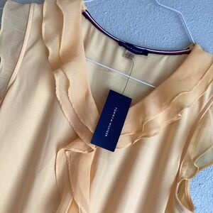 Tommy Hilfiger Mixed Media Ruffled Front Top Size M Careerwear Academia,Classic